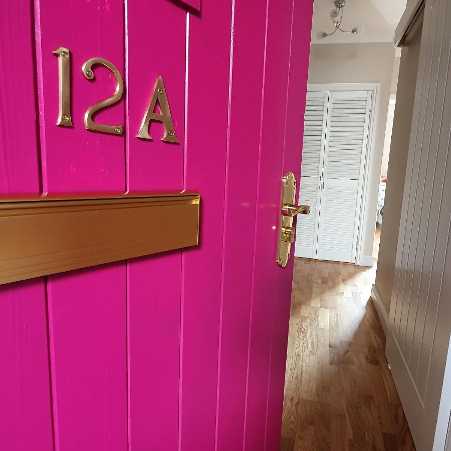 Smart & Cozy Holiday Apartment In The City Centre Инвернесс Экстерьер фото