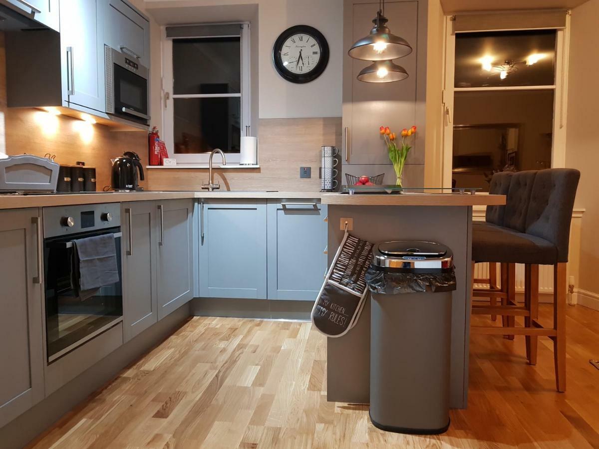 Smart & Cozy Holiday Apartment In The City Centre Инвернесс Экстерьер фото
